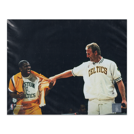 UNSIGNED PHOTO LARRY BIRD